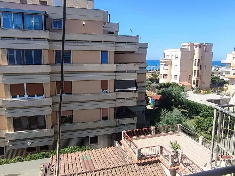 Immagine 22 di Appartamento in affitto  in Via Rodolfo Grimaldi Casta14 a Roma