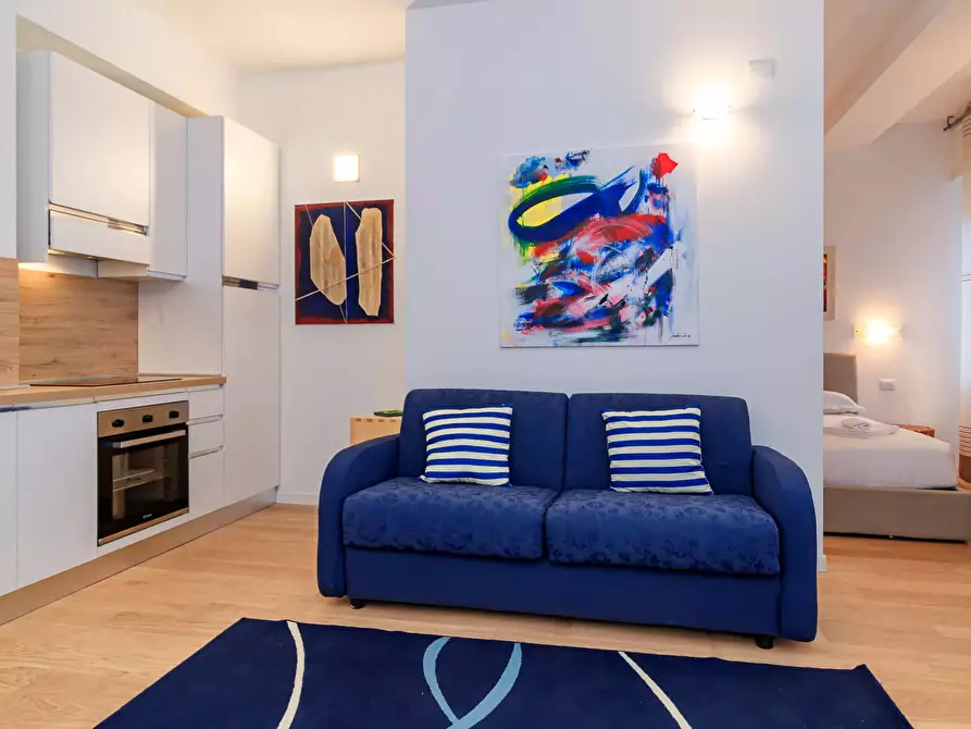 Immagine 12 di Appartamento in affitto  in Via Guglielmo Silva29 a Milano