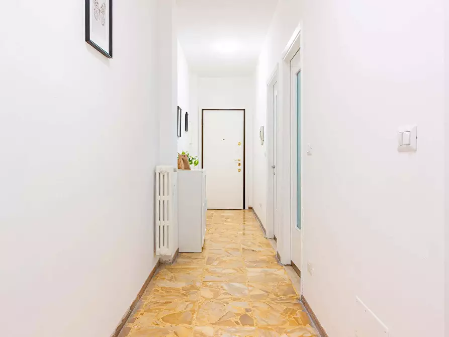 Immagine 18 di Camera in affitto  in Via G.B. Tiepolo9 a Cinisello Balsamo