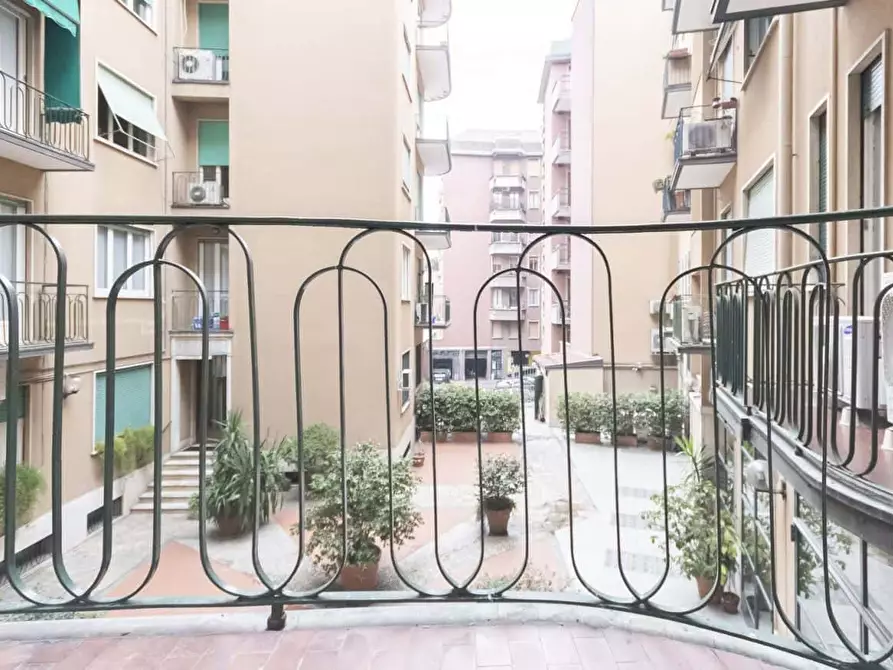 Immagine 9 di Appartamento in affitto  in Via Santa Maria Valle1 a Milano