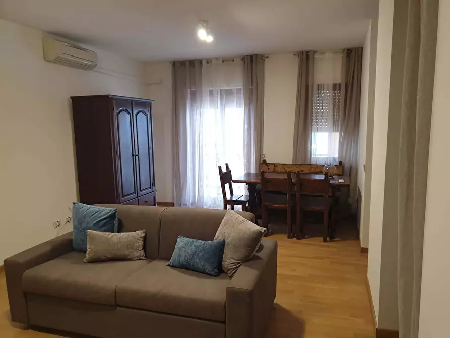 Immagine 2 di Appartamento in affitto  in Via Pietro Mascagni92 a Napoli