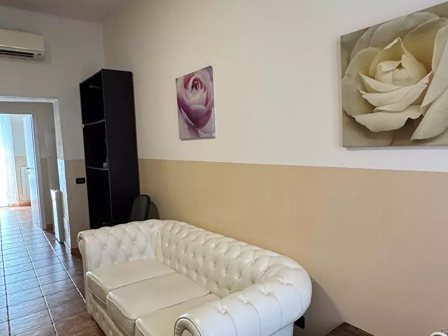 Immagine 2 di Appartamento in affitto  in Via della Torre12 a Milano