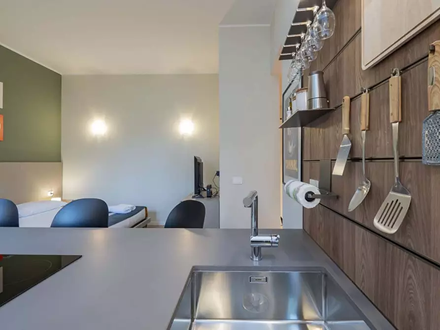 Immagine 10 di Appartamento in affitto  in Via Alfonso Capecelatro81 a Milano