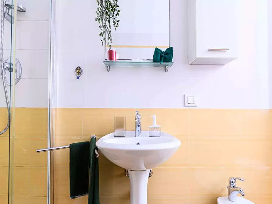 Immagine 29 di Camera in affitto  in Piazzetta Guastalla7 a Milano