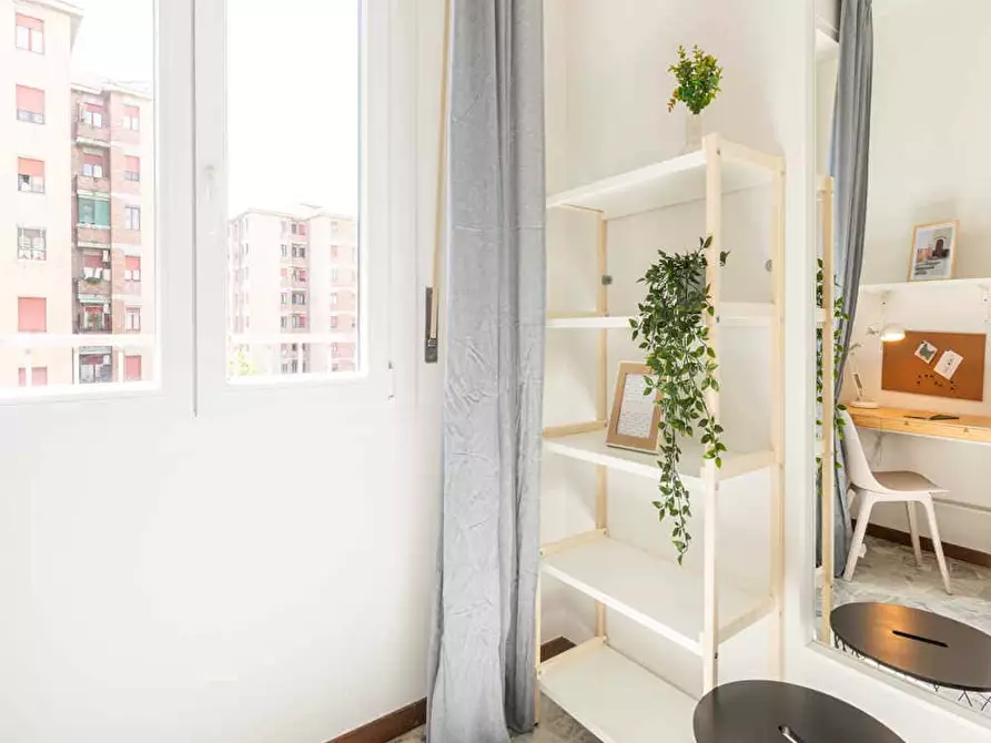 Immagine 2 di Camera in affitto  in Via Salvatore Barzilai6 a Milano