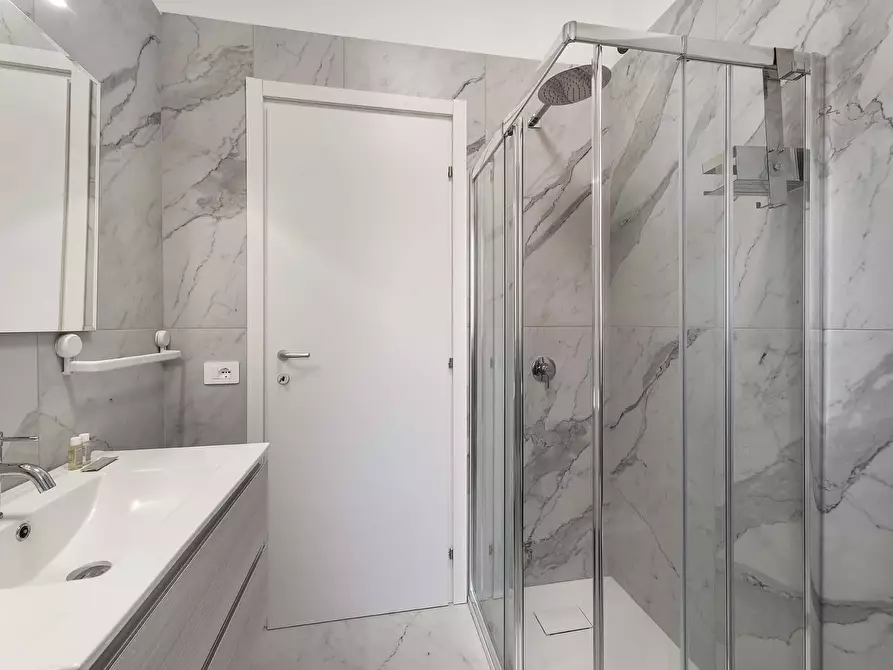 Immagine 8 di Appartamento in affitto  in Via Ronchi2 a Milano