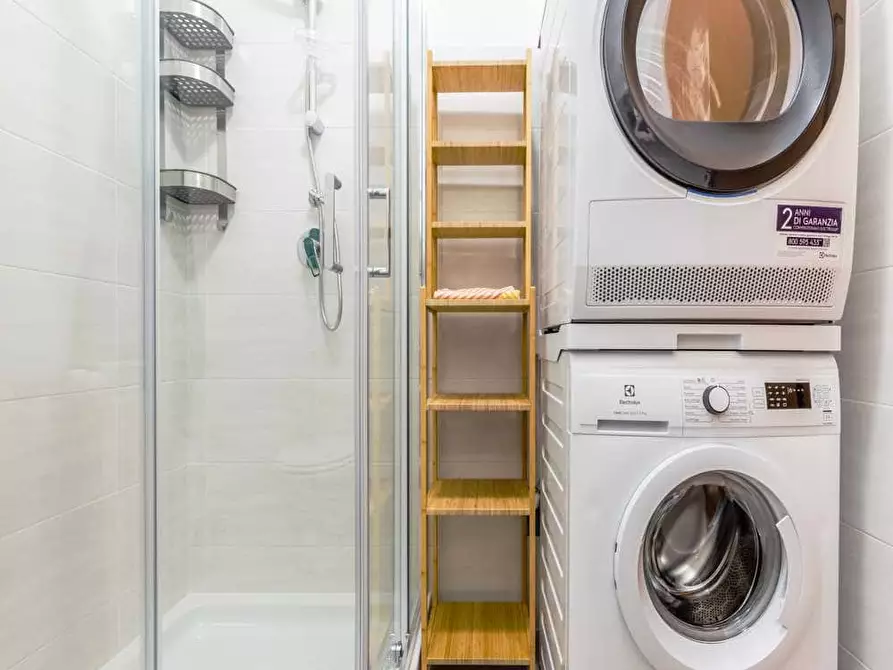 Immagine 16 di Camera in affitto  in Via dei Missaglia13 a Milano