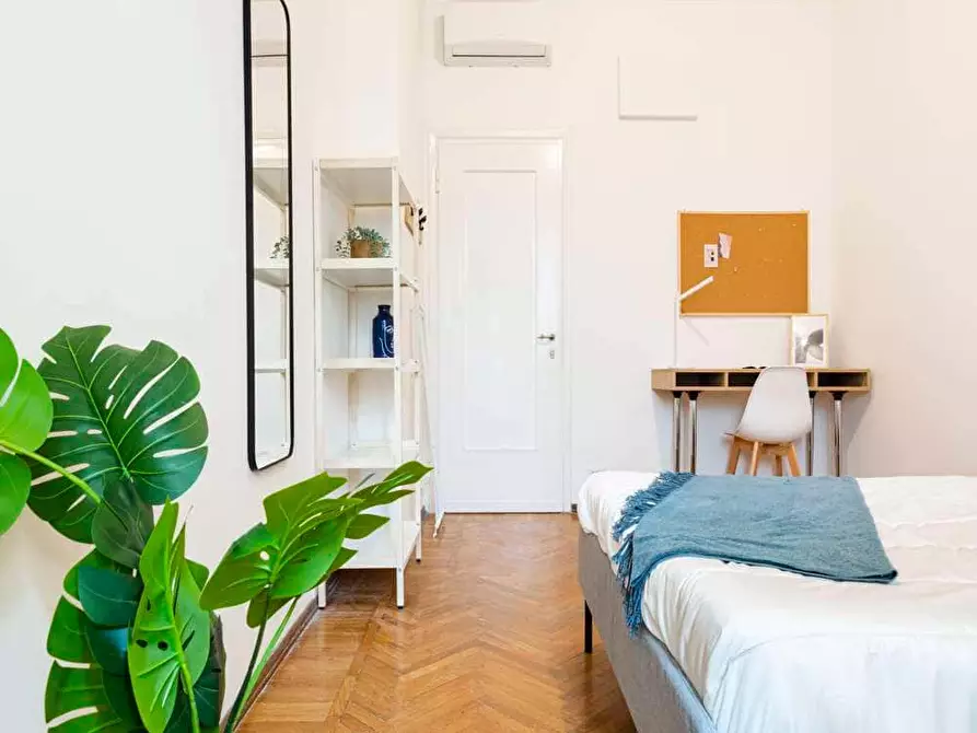 Immagine 6 di Camera in affitto  in Via Francesco Reina14 a Milano