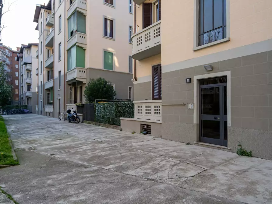 Immagine 23 di Appartamento in affitto  in Via Giovanni Pascoli4 a Milano