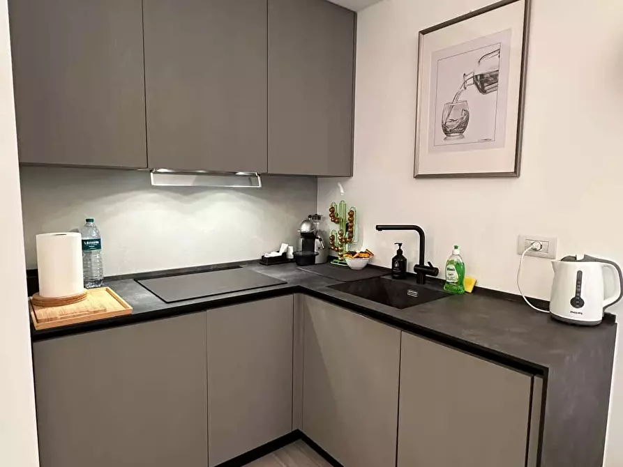 Immagine 21 di Appartamento in affitto  in Via Pietro Rondoni1 a Milano