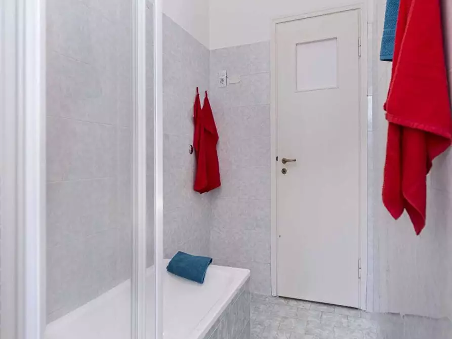 Immagine 12 di Camera in affitto  in Via dei Salici8 a Buccinasco