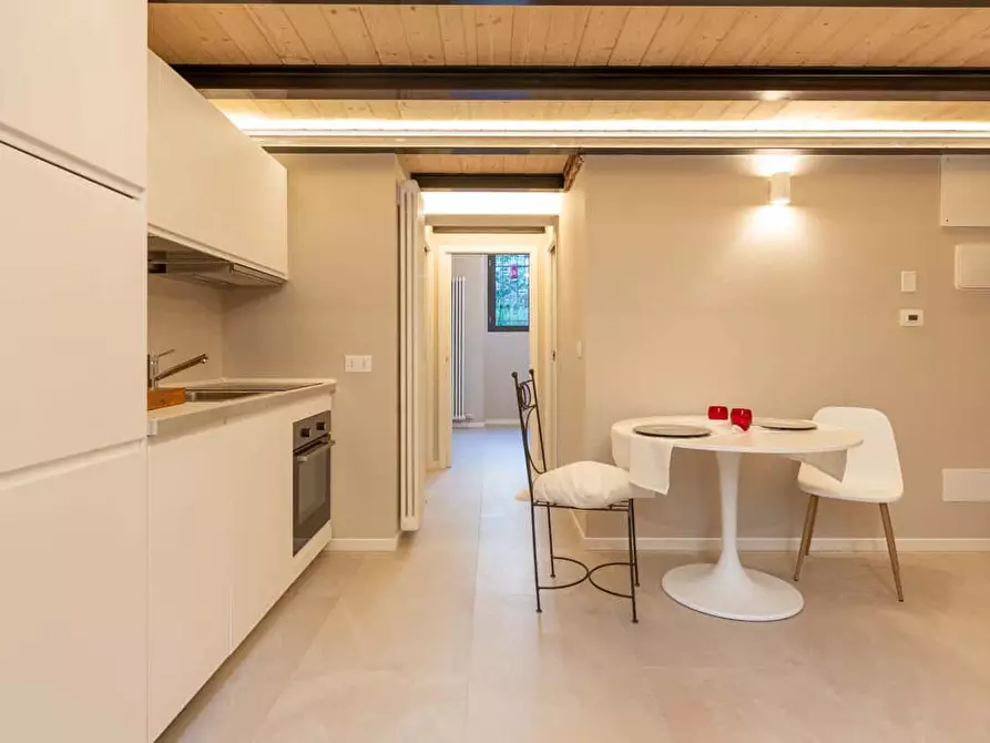 Immagine 6 di Appartamento in affitto  in Via Ottavio Rinuccini1 a Milano