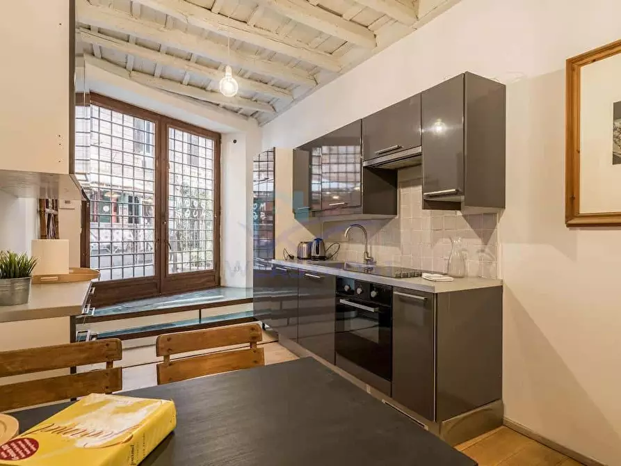 Immagine 11 di Appartamento in affitto  in Via Di Ponte Sisto72 a Roma