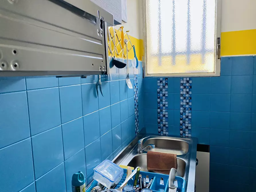 Immagine 15 di Camera in affitto  in Via Giovanni Segantini75 a Milano