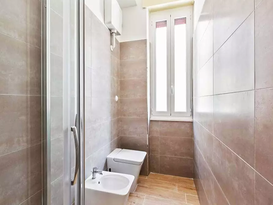 Immagine 15 di Camera in affitto  in Via Pantigliate6 a Milano