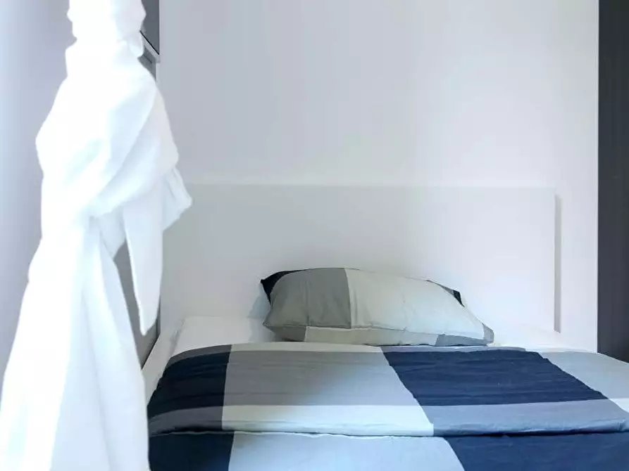 Immagine 9 di Camera in affitto  in Via Salvatore Barzilai15 a Milano