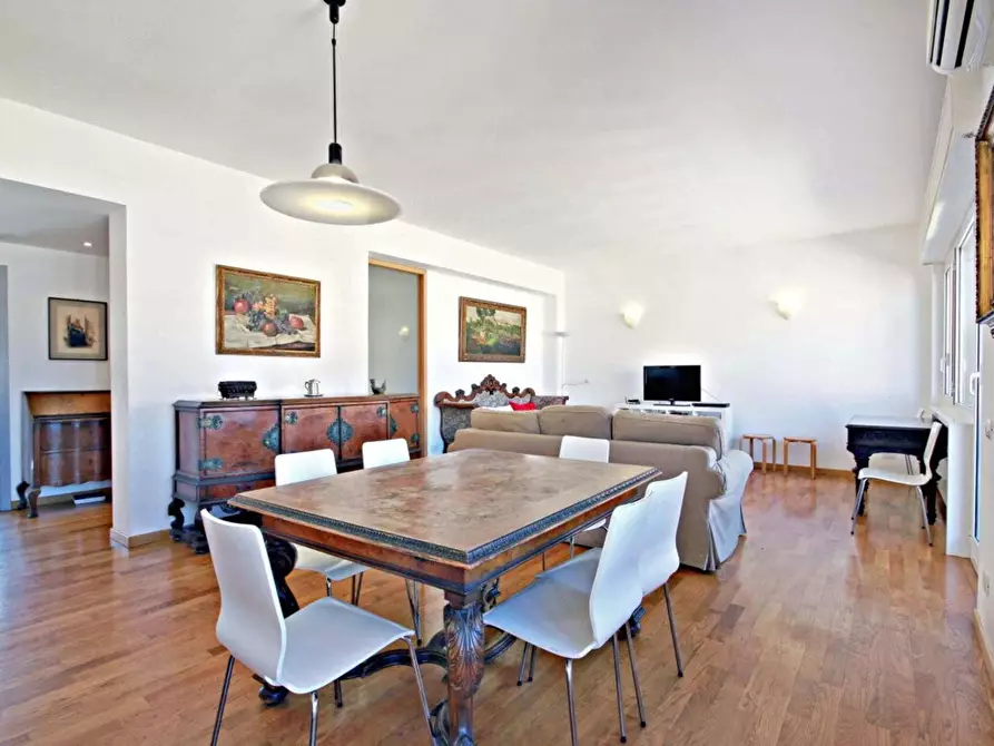Immagine 18 di Appartamento in affitto  in Via Giuseppe Giulietti11 a Roma