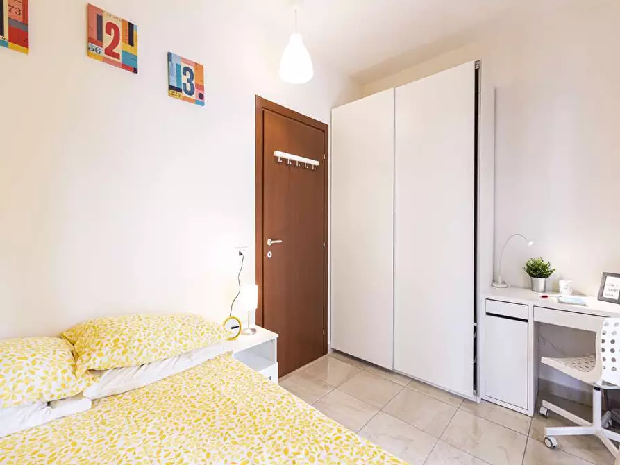 Immagine 8 di Camera in affitto  in Via Giuseppe Regaldi19 a Milano