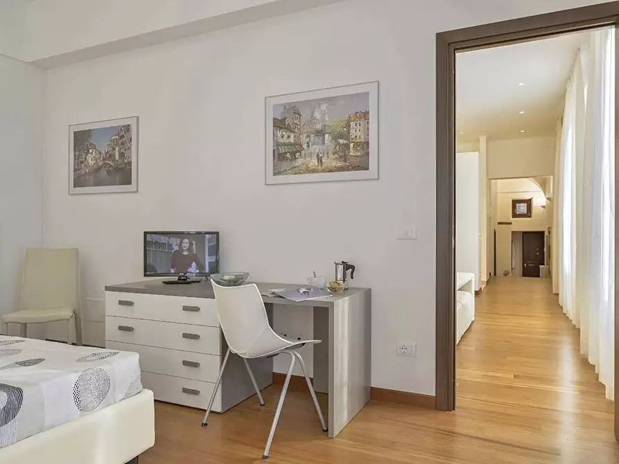 Immagine 13 di Appartamento in affitto  in Via dei Pandolfini16 a Firenze