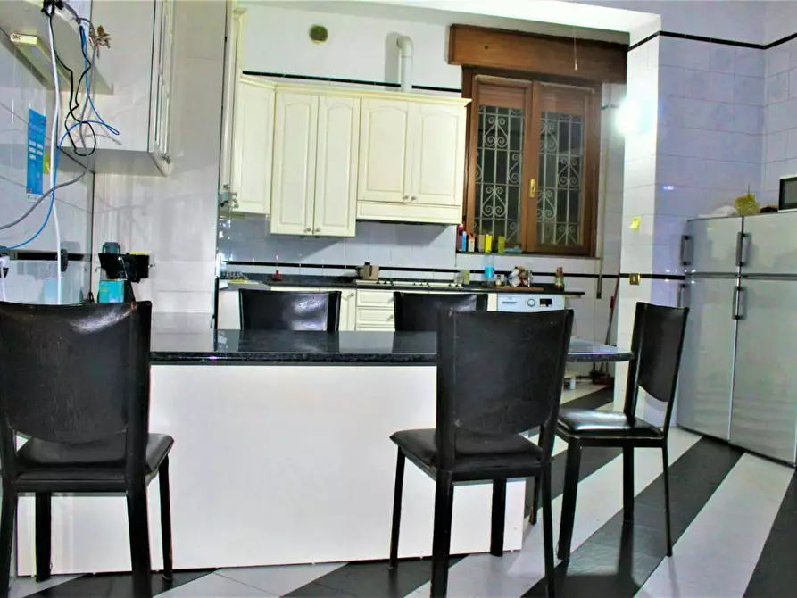 Immagine 7 di Camera in affitto  in Viale Sarca a Milano