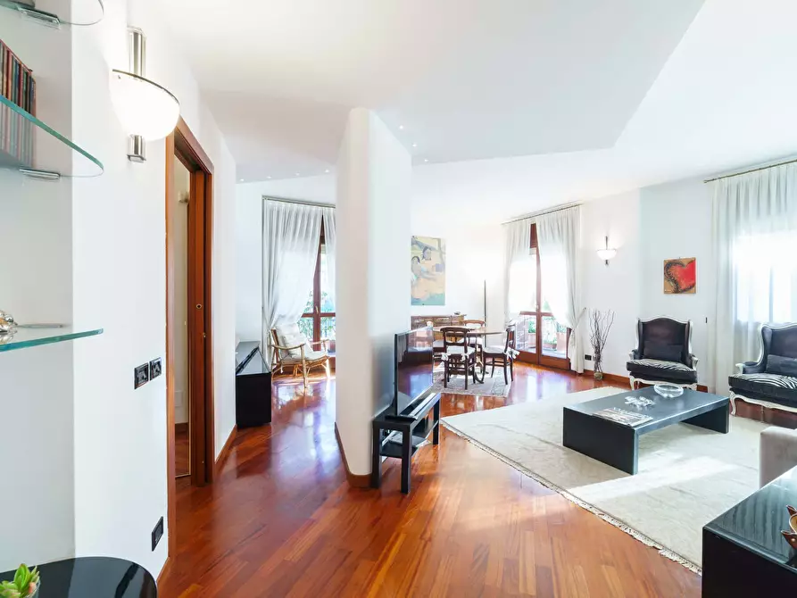 Immagine 6 di Appartamento in affitto  in Viale San Gimignano13 a Milano