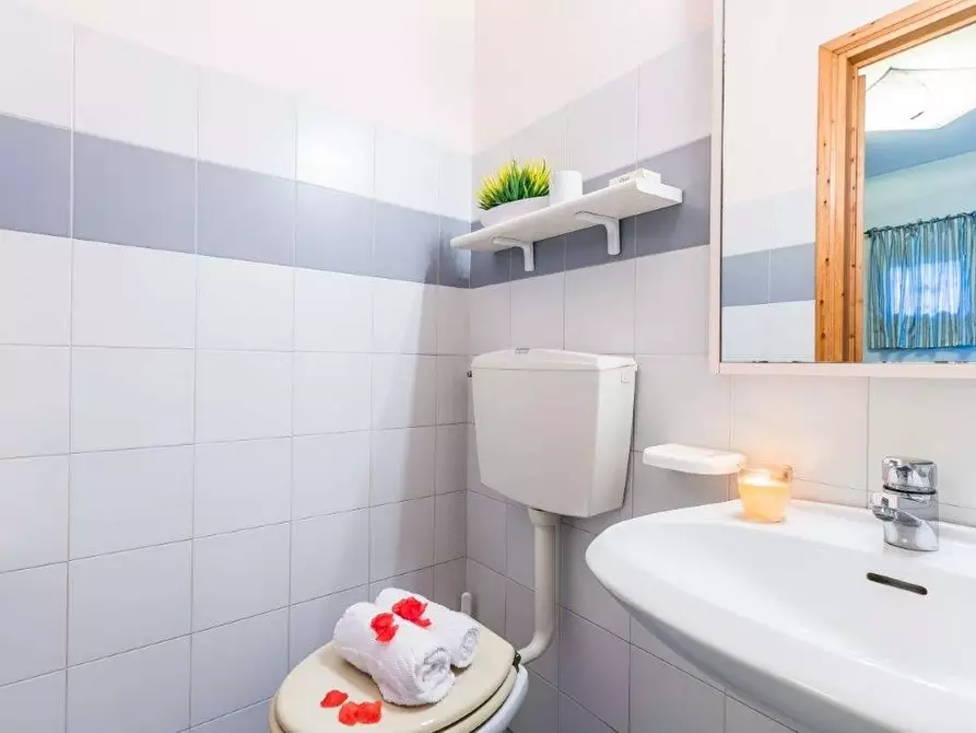 Immagine 9 di Appartamento in affitto  in Via Arezzo110 a Massa