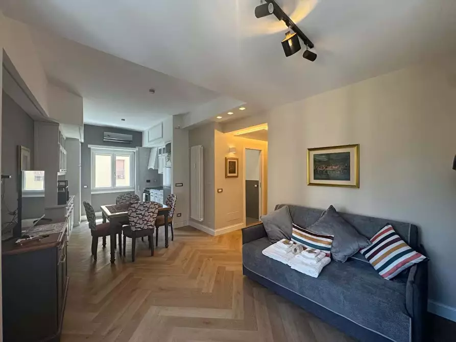 Immagine 2 di Appartamento in affitto  in Via Calpurnio Pisone103 a Roma