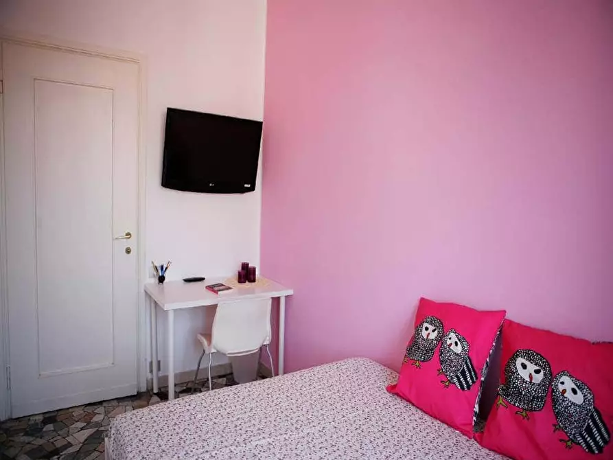 Immagine 8 di Camera in affitto  in Viale Romagna5 a Milano