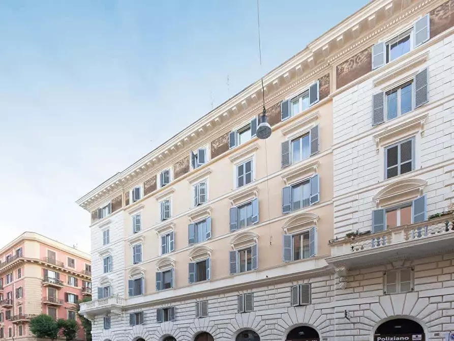 Immagine 94 di Appartamento in affitto  in Via Angelo Poliziano61 a Roma
