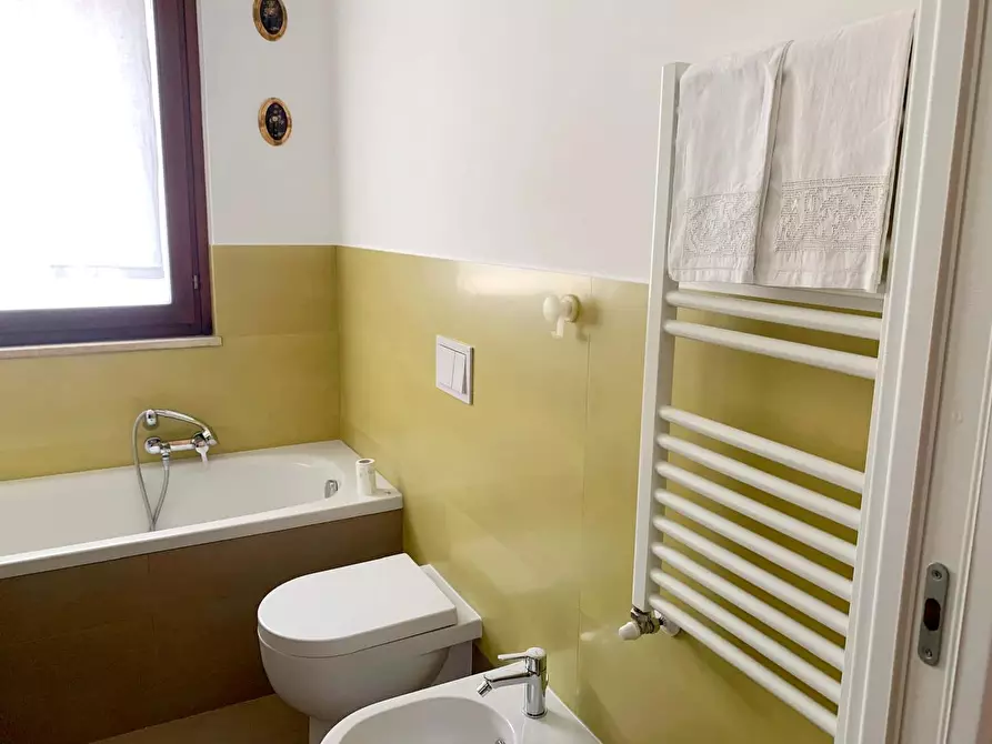 Immagine 18 di Appartamento in affitto  in Viale della Grande Muraglia59 a Roma