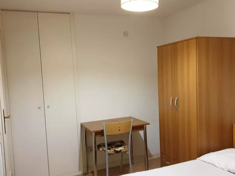 Immagine 2 di Camera in affitto  in Vicolo Morosante8 a Trento