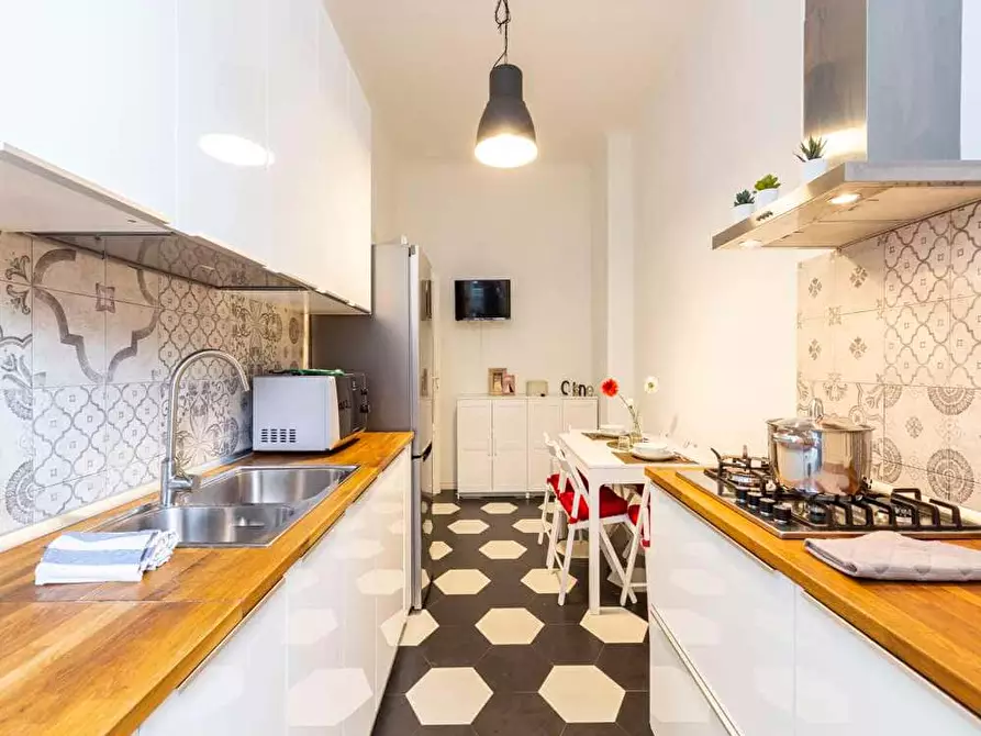 Immagine 23 di Camera in affitto  in Piazza Maria Adelaide di Savoia5 a Milano