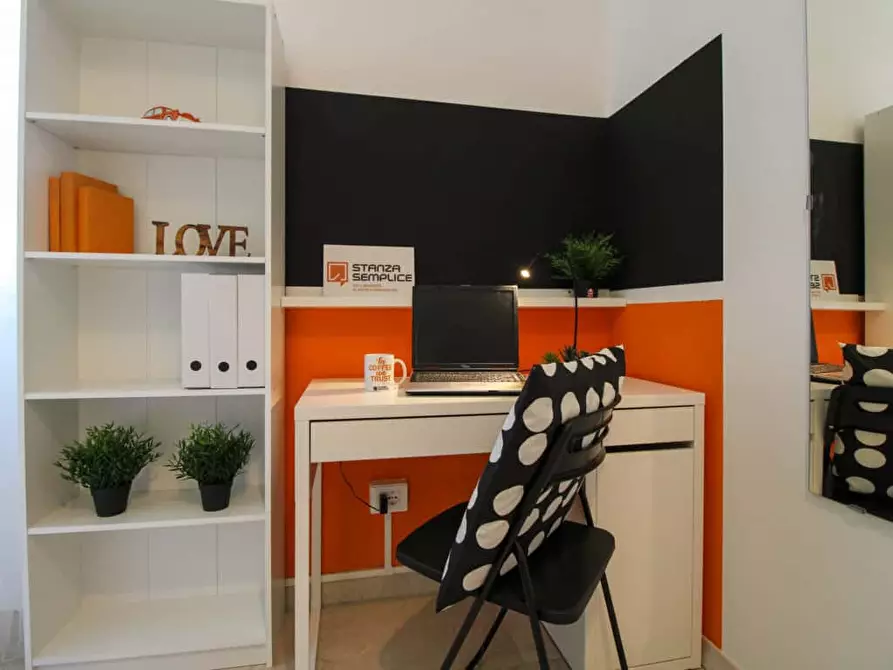 Immagine 2 di Camera in affitto  in Via Giacomo Ciamician4 a Bologna