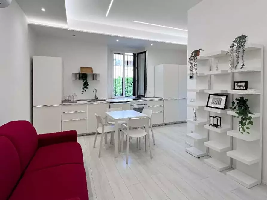 Immagine 1 di Appartamento in affitto  in Via Conte Rosso36 a Milano