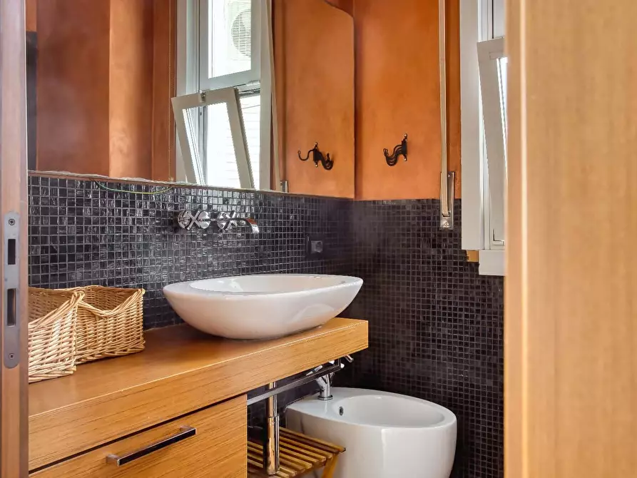 Immagine 20 di Appartamento in affitto  in Via Fratelli Rosselli21/4 a Milano