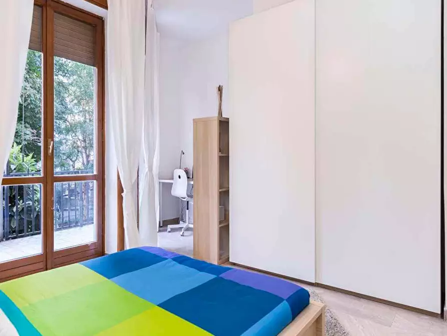 Immagine 6 di Camera in affitto  in via Rosa Vergani Marelli2 a Milano