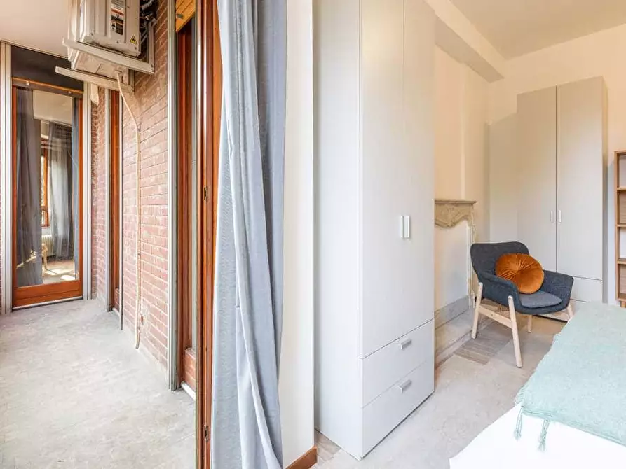 Immagine 6 di Camera in affitto  in Viale Tibaldi54 a Milano