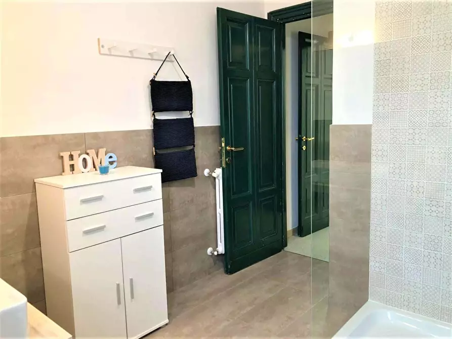 Immagine 8 di Camera in affitto  in Via della Cernaia38 a Firenze