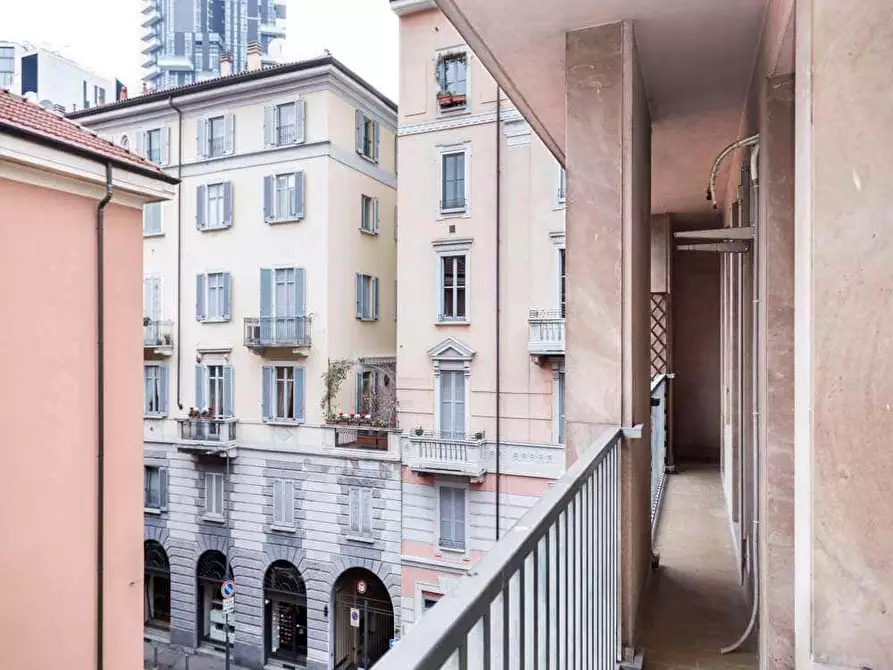 Immagine 7 di Camera in affitto  in Viale Monte Santo8 a Milano