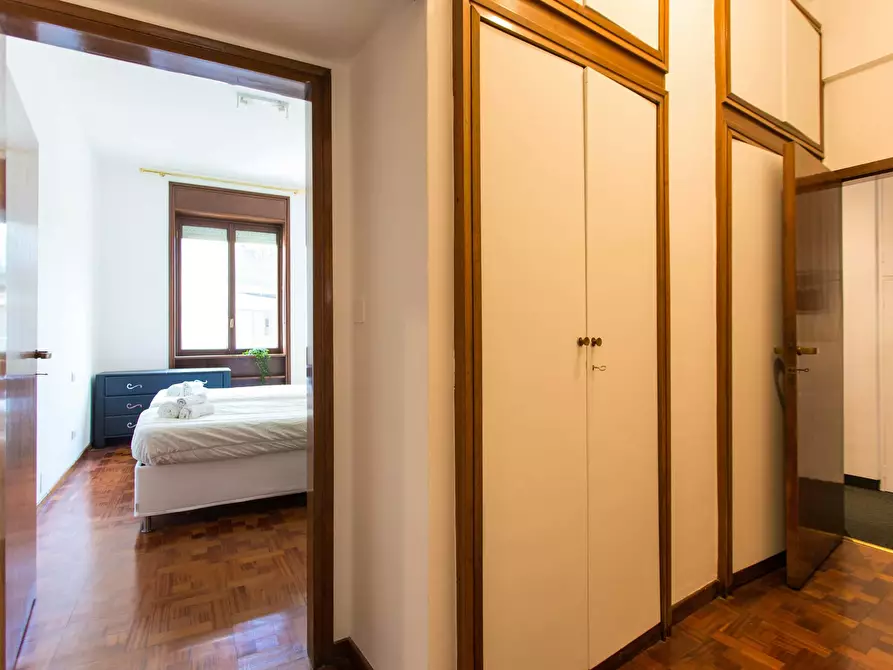 Immagine 9 di Appartamento in affitto  in Via Durini a Milano