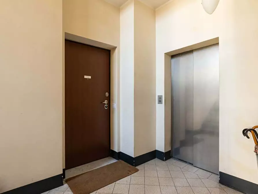 Immagine 54 di Appartamento in affitto  in Via Caccialepori41 a Milano