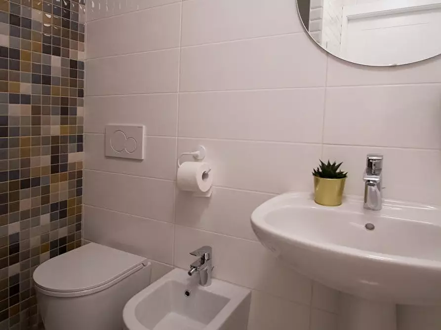 Immagine 8 di Appartamento in affitto  in Via Gaetano de Castillia24 a Milano