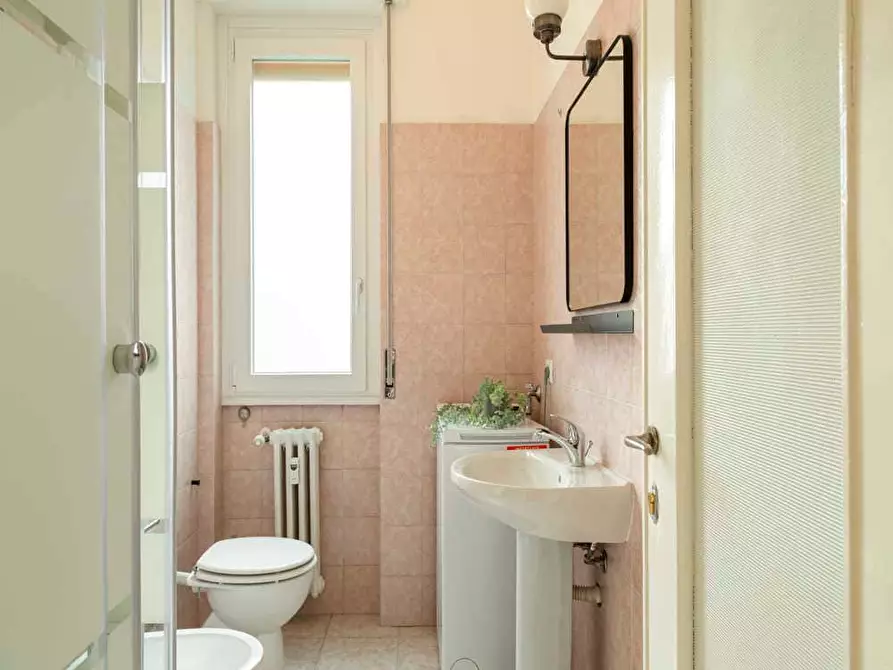 Immagine 12 di Camera in affitto  in Via Francesco Reina14 a Milano