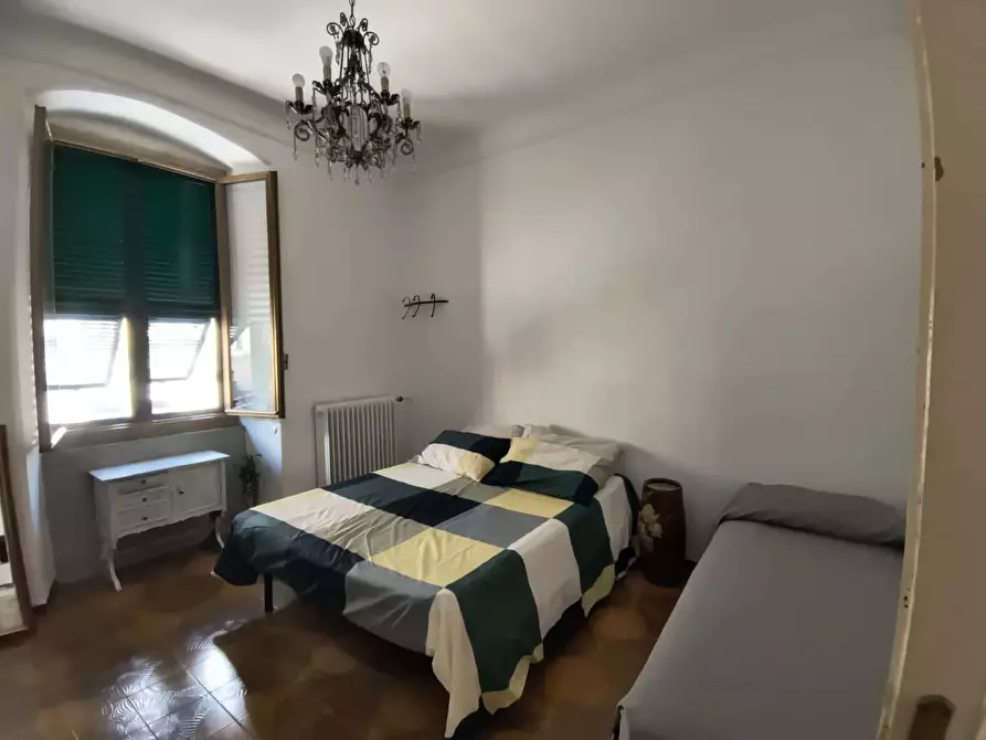Immagine 2 di Camera in affitto  in Piazza Giuseppe Garibaldi8 a La Spezia