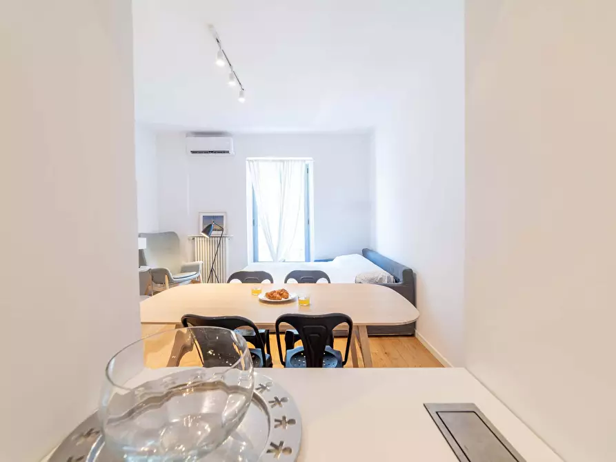 Immagine 14 di Appartamento in affitto  in Via Luigi Canonica91 a Milano