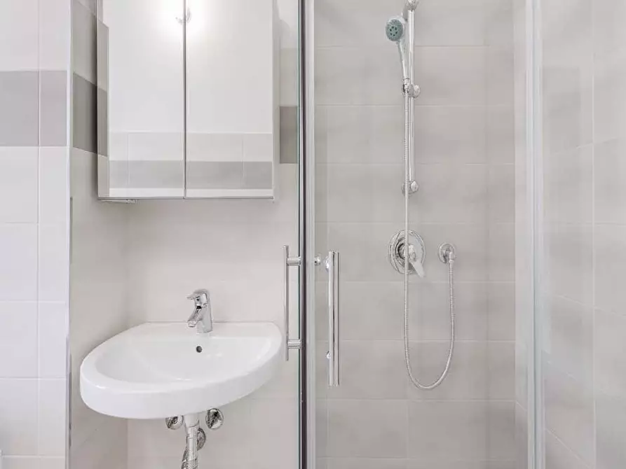 Immagine 15 di Camera in affitto  in Via Felice Bellotti11 a Milano