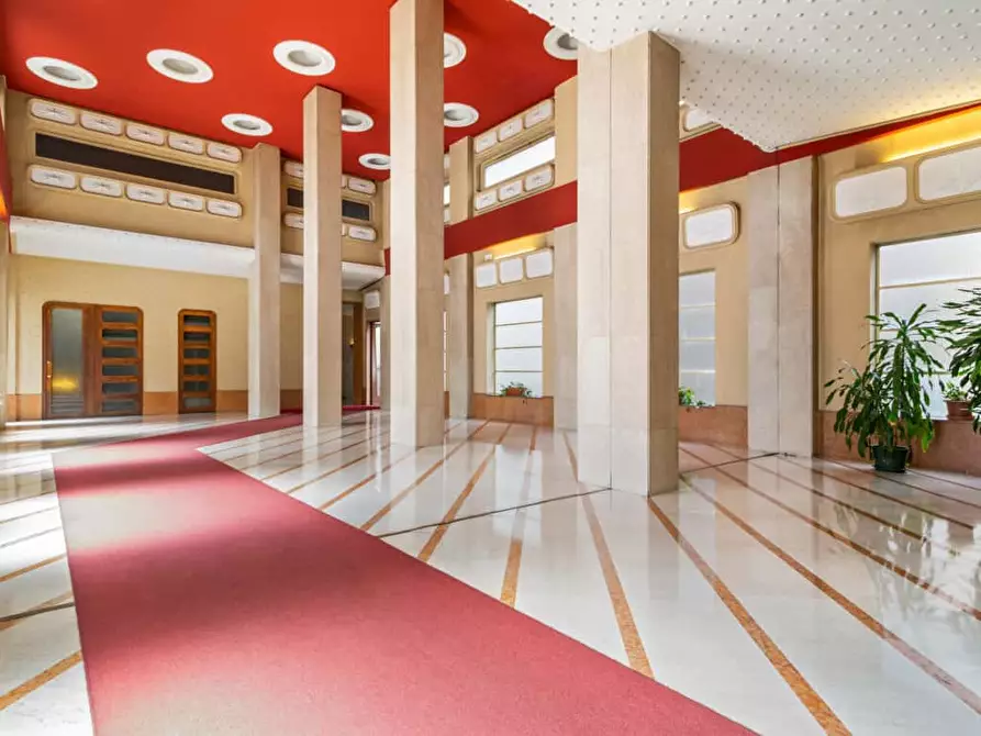 Immagine 18 di Camera in affitto  in Viale Vittorio Veneto22 a Milano