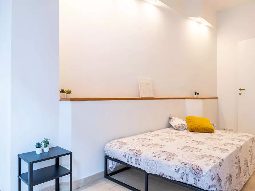 Immagine 2 di Camera in affitto  in Piazza Imperatore Tito8 a Milano