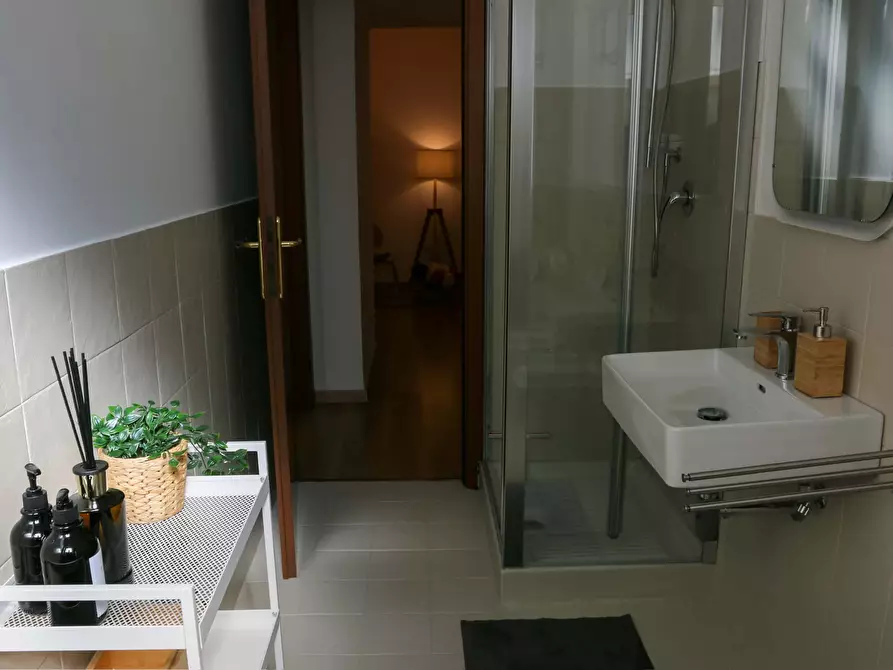 Immagine 10 di Appartamento in affitto  in Via Alfonso Borelli5 a Roma
