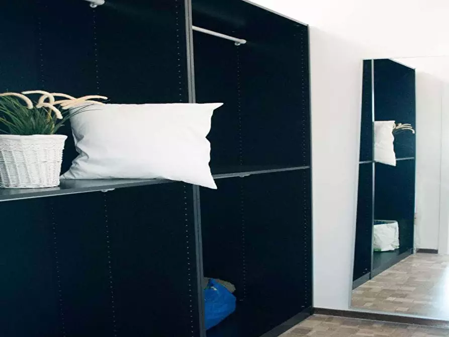 Immagine 10 di Camera in affitto  in Via Privata Reggio3 a Milano